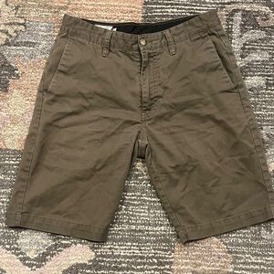 Volcom- Shorts
